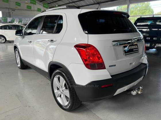 CHEVROLET TRACKER 1.8 MPFI LTZ 4X2 16V FLEX 4P AUTOMÁTICO